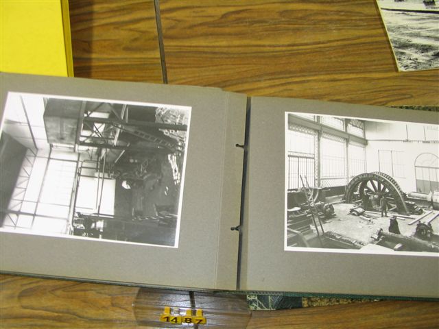  Collection ASPEG, pièce numéro 1487 : Album photos sous station rue aux Ours Rouen