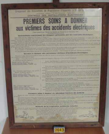  Collection ASPEG, pièce numéro 2043 : premiers soins a donner