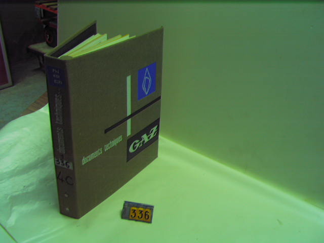  Collection ASPEG, pièce numéro 336 : Classeur Réglementation Documents techniques gaz