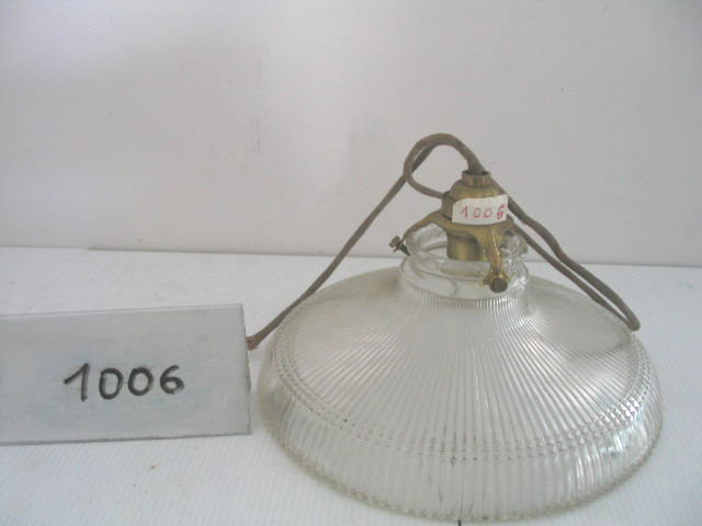  Collection ASPEG, pièce numéro 1006 : Abat jour en verre