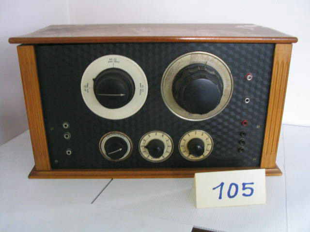  Collection ASPEG, pièce numéro 105 : Poste récepteur de radio
