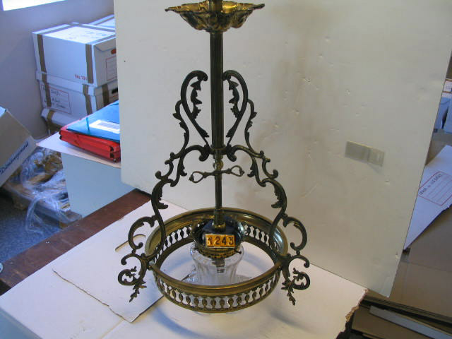  Collection ASPEG, pièce numéro 1243 : Suspension d'éclairage gaz - brûleur GRETZEN