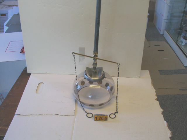  Collection ASPEG, pièce numéro 1266 : Lampe de bar à gaz (à bec renversé) - brûleur GRETZEN