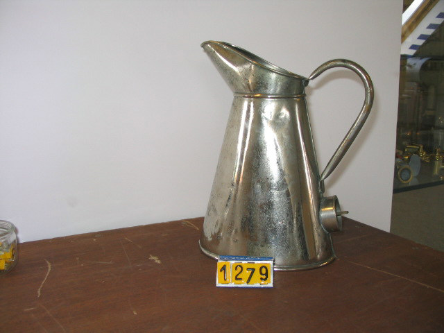  Collection ASPEG, pièce numéro 1279 : Bouilloire électrique à BEC