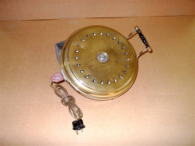  Collection ASPEG, pièce numéro 1297 : Chauffe plat électrique