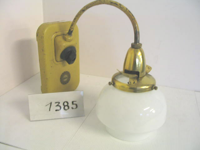  Collection ASPEG, pièce numéro 1385 : Applique murale gaz - brûleur GRETZEN