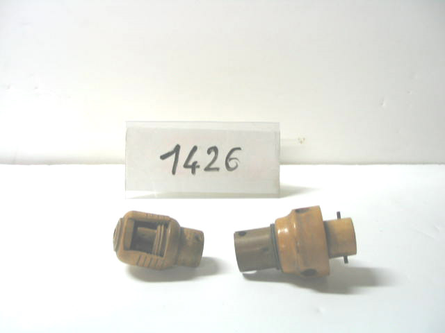  Collection ASPEG, pièce numéro 1426 : Ensemble douille avec douille voleuse