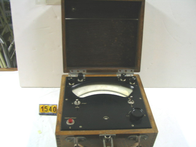  Collection ASPEG, pièce numéro 1540 : Galvanomètre Prolabo