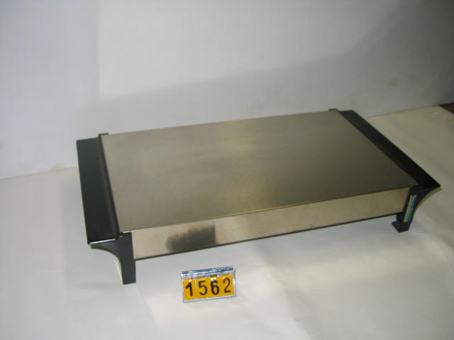  Collection ASPEG, pièce numéro 1562 : Chauffe plat à accumulation elec