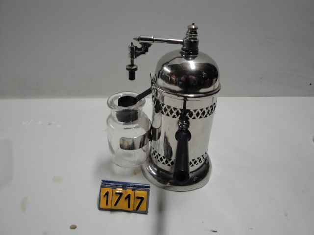  Collection ASPEG, pièce numéro 1717 : Pulvérisateur inhalateur