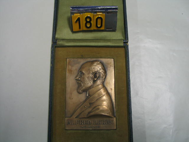  Collection ASPEG, pièce numéro 180 : Médaille commémorative LEBON