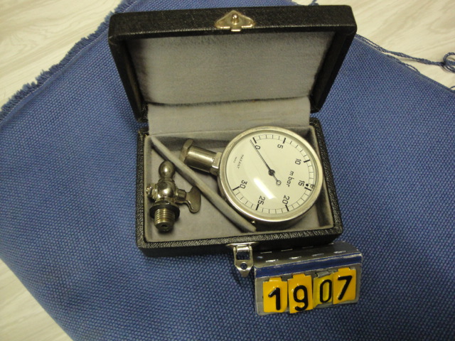  Collection ASPEG, pièce numéro 1907 : Manomètre basse pression