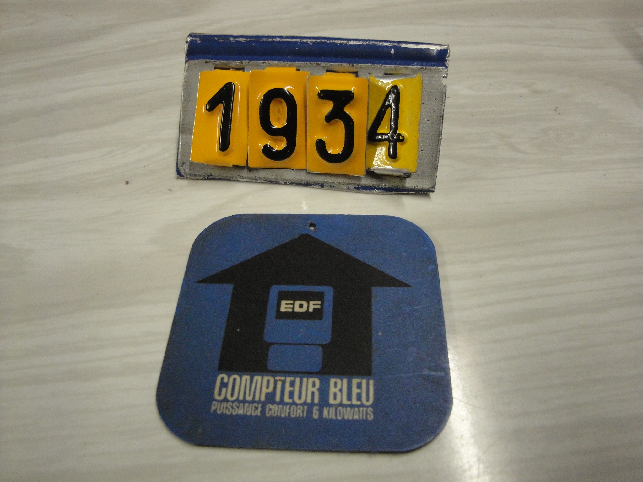  Collection ASPEG, pièce numéro 1934 : Etiquète Compteur bleu