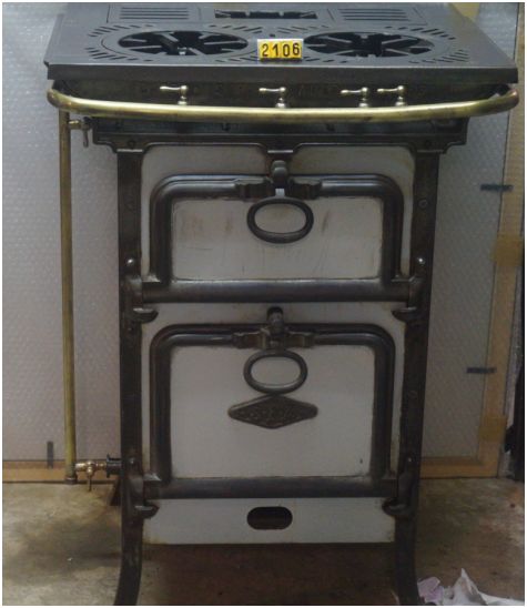  Collection ASPEG, pièce numéro 2106 : cuisiniere gaz AUER C33