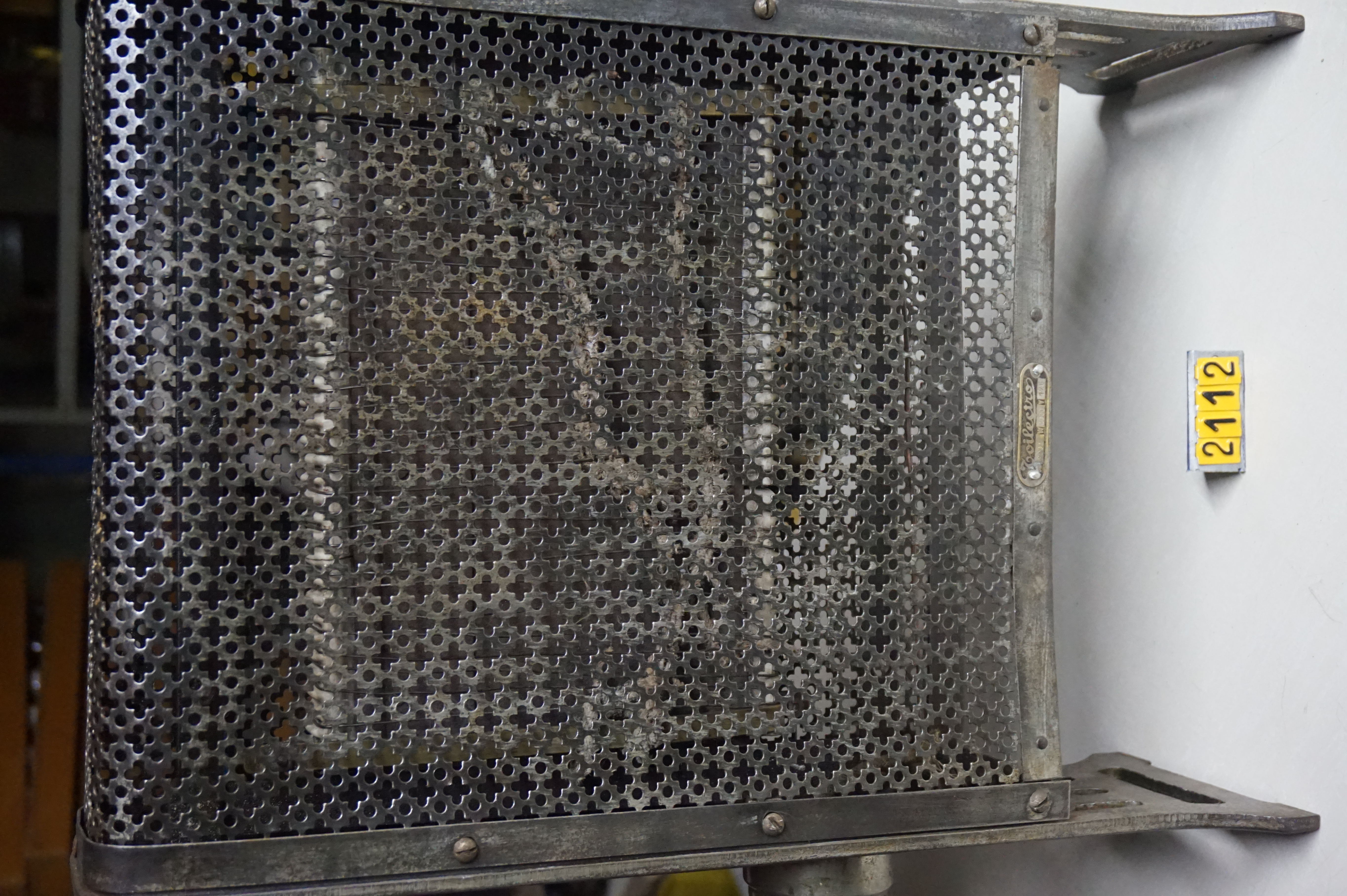  Collection ASPEG, pièce numéro 2112 : radiateur elec