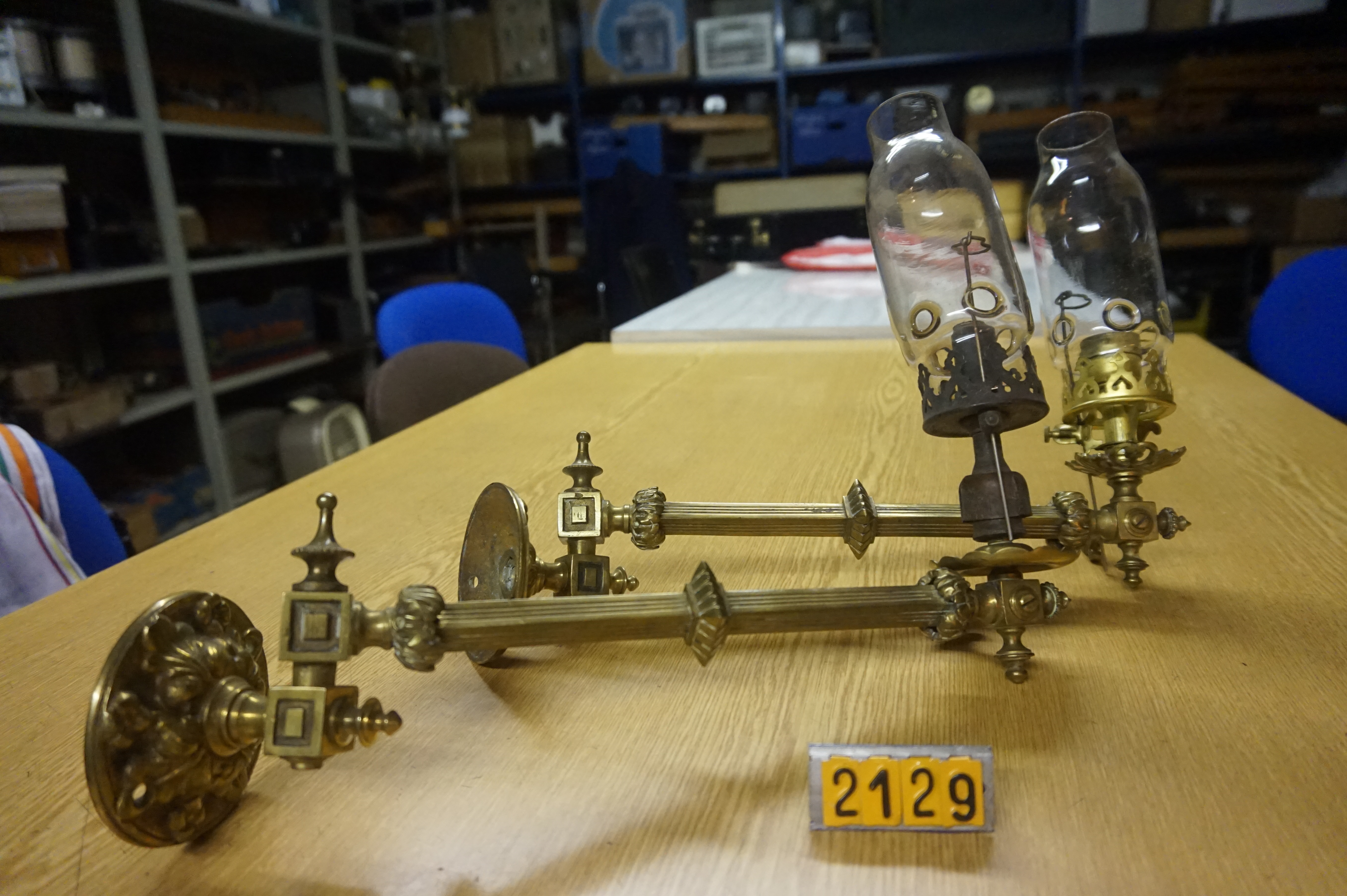  Collection ASPEG, pièce numéro 2129 : 2 appliques gaz bras articules