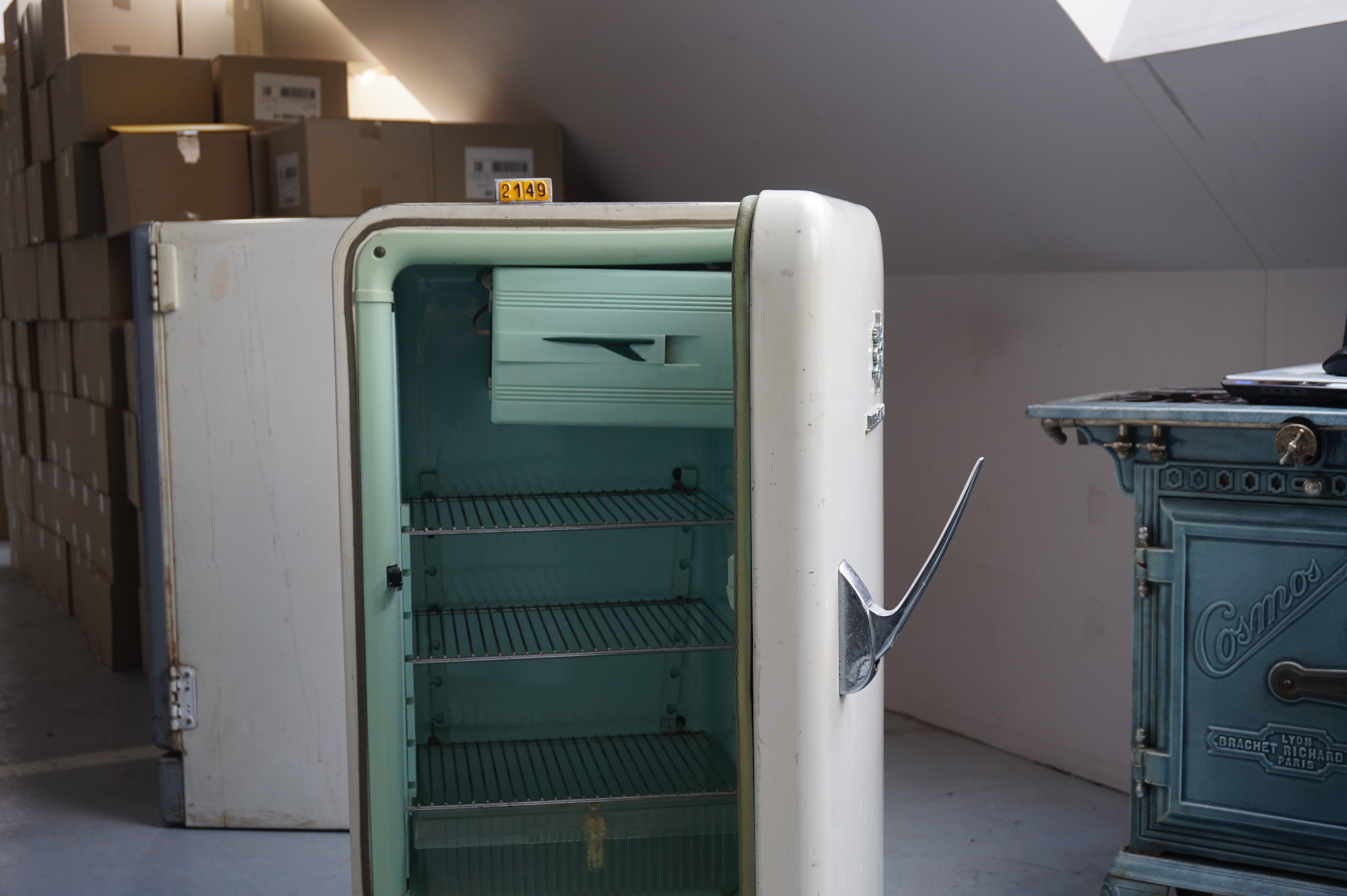  Collection ASPEG, pièce numéro 2149 : refrigirateur