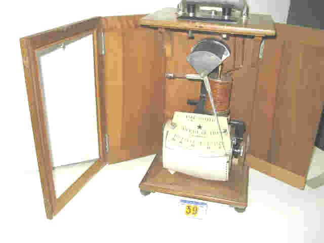  Collection ASPEG, pièce numéro 39 : Ampèremètre portatif enregistreur Meyland d'Arsonval