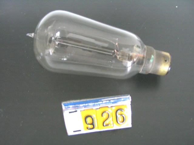  Collection ASPEG, pièce numéro 926 : Ampoule éclairage