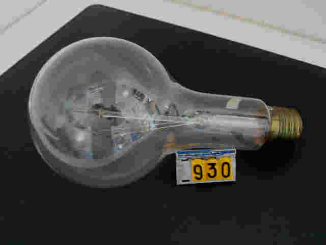  Collection ASPEG, pièce numéro 930 : Ampoule d'éclairage (AT.Gaz)